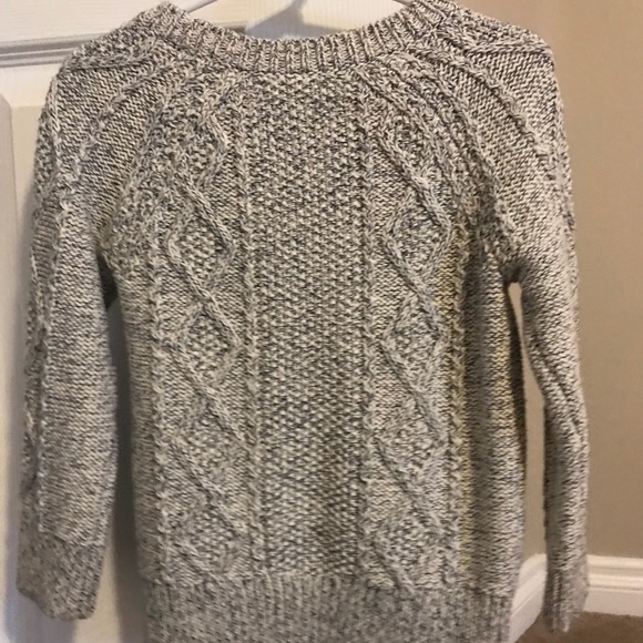 Gap sweater.Toddler boys. - Picture 2 of 5